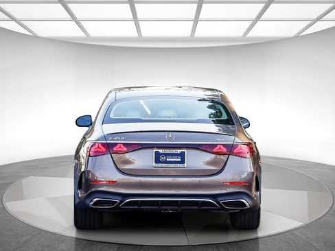 New 2026 Mercedes-Benz E 450 4MATIC Sedan image 3