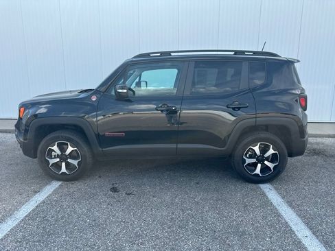 Used 2022 Jeep Renegade Trailhawk AWD/4WD image 3
