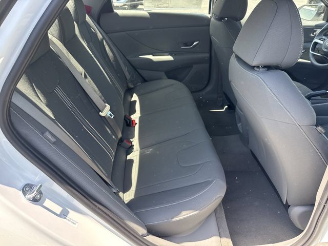 New 2026 Hyundai Elantra Sport FWD image 17