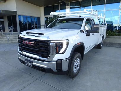 New 2026 GMC Sierra 2500 Pro w/ Convenience Package