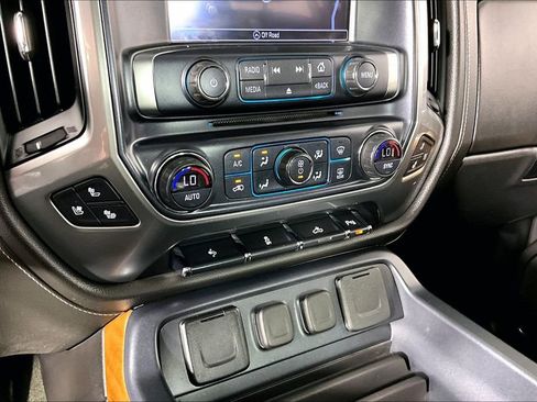 Used 2017 Chevrolet Silverado 1500 LTZ w/ Sport Package AWD/4WD image 15
