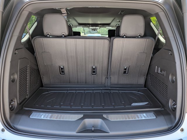 New 2026 GMC Yukon Denali w/ Denali Reserve Package AWD/4WD image 18