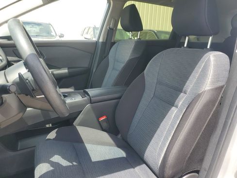 Certified 2023 Nissan Rogue SV FWD image 24