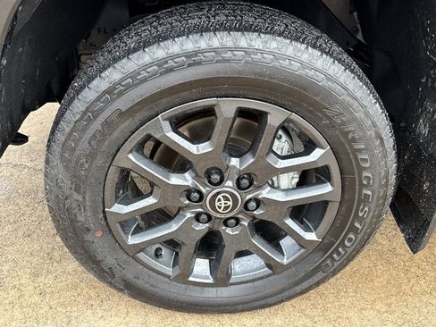 Used 2025 Toyota Tundra Platinum image 12