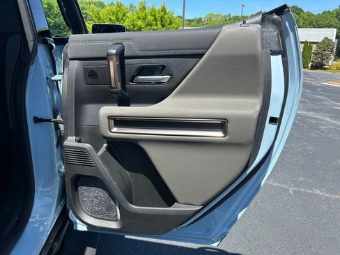 Used 2025 GMC Hummer EV 3X w/ LPO, Sport Package AWD/4WD image 60