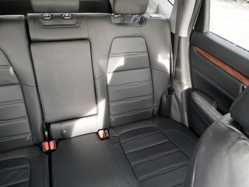 Used 2020 Honda CR-V Touring image 14