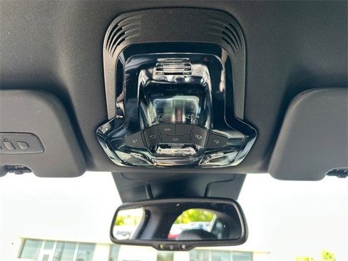 Used 2024 Alfa Romeo Stelvio Sprint image 42