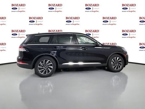 New 2026 Lincoln Aviator 2WD image 9