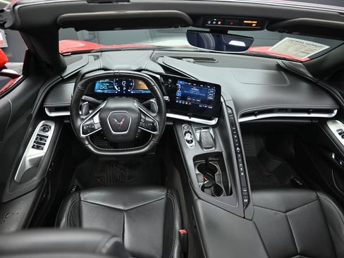 Used 2022 Chevrolet Corvette Stingray Convertible w/ 1LT RWD image 21