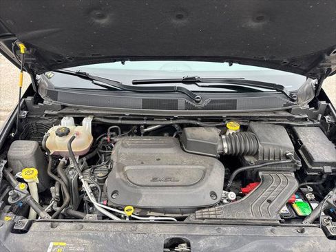 Certified 2020 Chrysler Pacifica Limited image 39