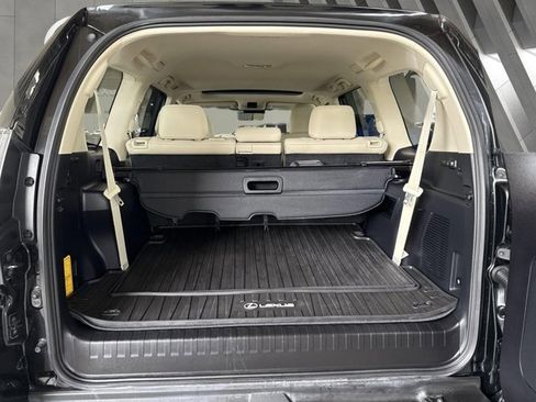 Certified 2023 Lexus GX 460 Premium w/ Premium Package image 23