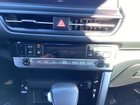 Certified 2024 Kia Seltos SX w/ SX Sunroof Package AWD/4WD image 26
