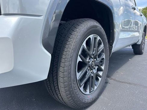 New 2026 Toyota Tundra Limited AWD/4WD image 12