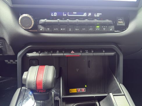 Used 2025 Toyota Sequoia TRD Pro AWD/4WD image 23