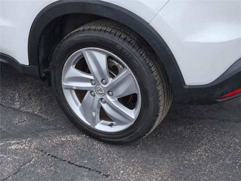 Used 2019 Honda HR-V EX image 18