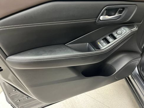 Used 2023 Nissan Rogue SV w/ SV Premium B Package AWD/4WD image 11