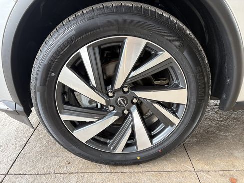 Used 2023 Nissan Murano SL w/ SL Moonroof Package image 10