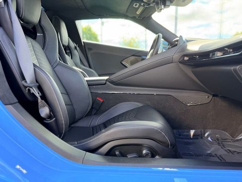 Used 2024 Chevrolet Corvette Stingray Premium Conv w/ Stealth Interior Trim Package image 16