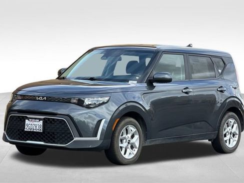 Used 2023 Kia Soul LX w/ Option Group 015 image 8