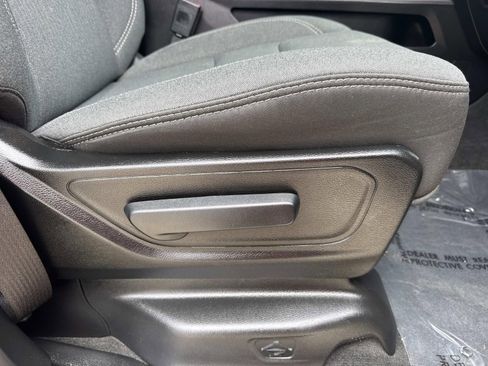 Used 2022 RAM 1500 Big Horn RWD image 12