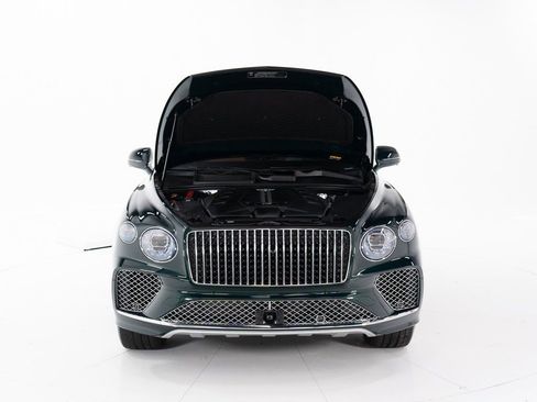 Certified 2025 Bentley Bentayga Extended Wheelbase AWD/4WD image 48