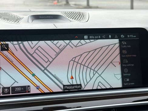 Used 2021 BMW X5 M50i w/ Executive Package image 25