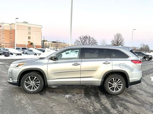 Used 2018 Toyota Highlander XLE w/ Protection Package #3 image 7