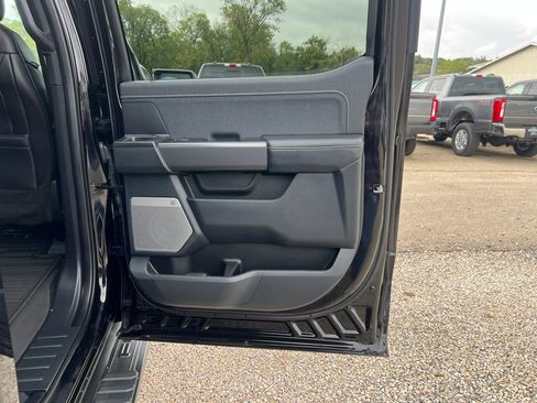 Used 2024 Ford F150 Lariat w/ FX4 Off-Road Package image 18