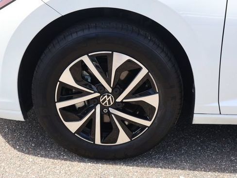 Used 2025 Volkswagen Jetta S FWD image 9