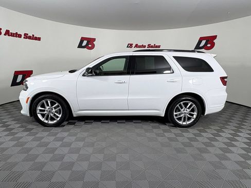 Used 2024 Dodge Durango GT RWD image 3