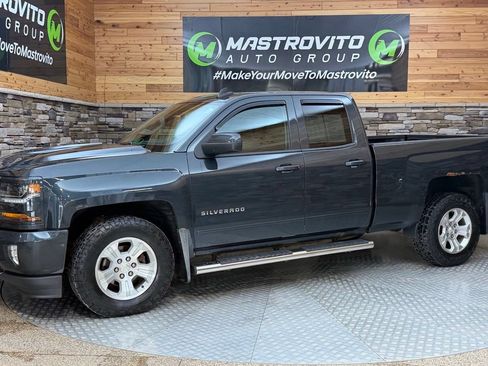 Used 2017 Chevrolet Silverado 1500 LT w/ All Star Edition AWD/4WD image 13