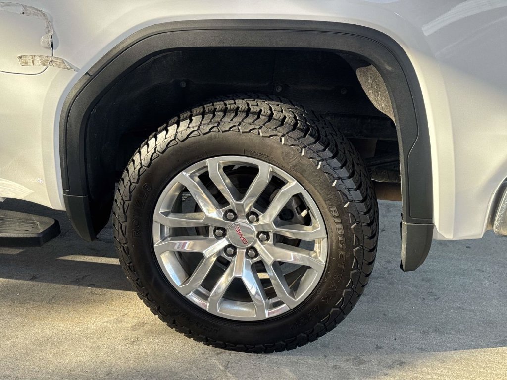 Used 2019 GMC Sierra 1500 SLT w/ SLT Premium Package AWD/4WD image 5