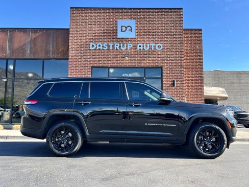 Used 2023 Jeep Grand Cherokee L Limited AWD/4WD image 7