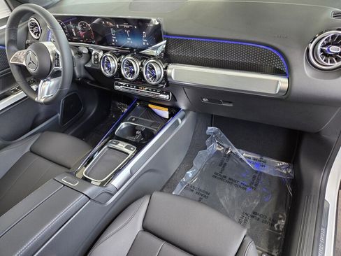 New 2026 Mercedes-Benz GLB 250 image 19