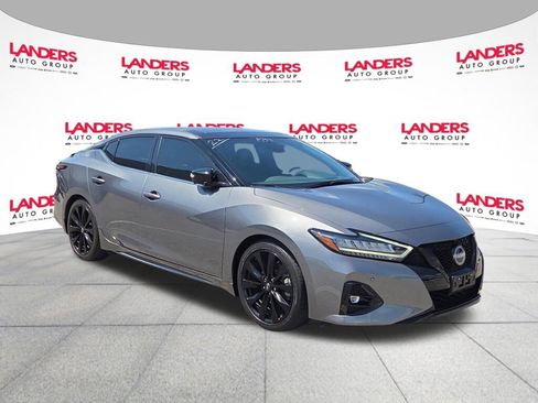 Used 2023 Nissan Maxima SR w/ Sport Mat Group FWD image 1
