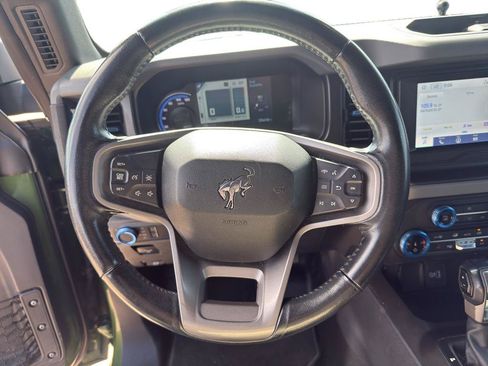 Used 2022 Ford Bronco Black Diamond AWD/4WD image 14
