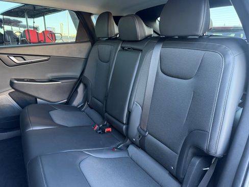 Used 2024 Kia EV6 Light image 37