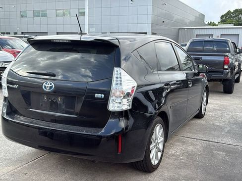 Used 2014 Toyota Prius V Five image 3