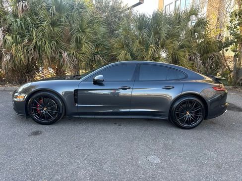 Used 2019 Porsche Panamera 4 w/ Premium Package Plus AWD/4WD image 6
