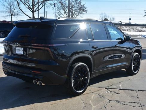 New 2026 Chevrolet Traverse LT w/ Midnight/Sport Edition image 5