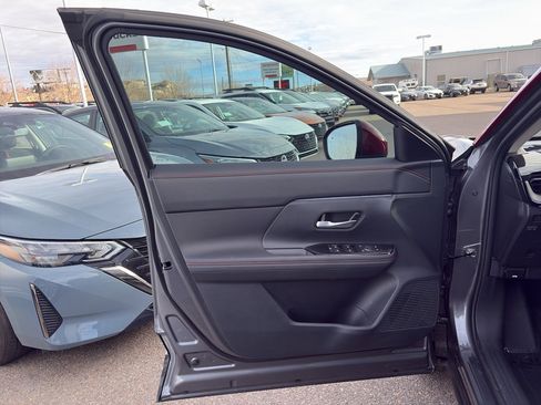 Certified 2025 Nissan Kicks SR w/ SR Premium Package image 14