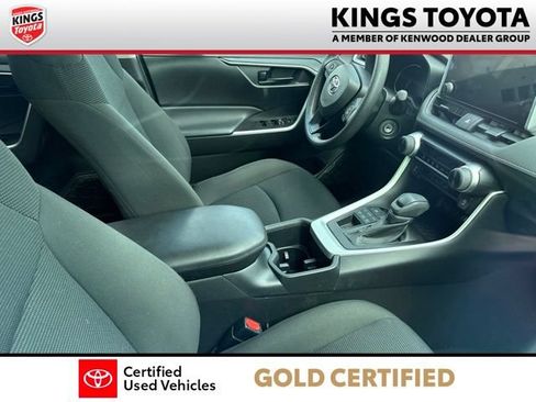 Used 2023 Toyota RAV4 LE AWD/4WD image 8