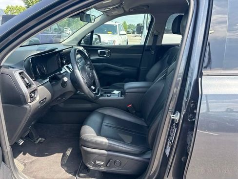 Used 2023 Kia Sorento S FWD image 20