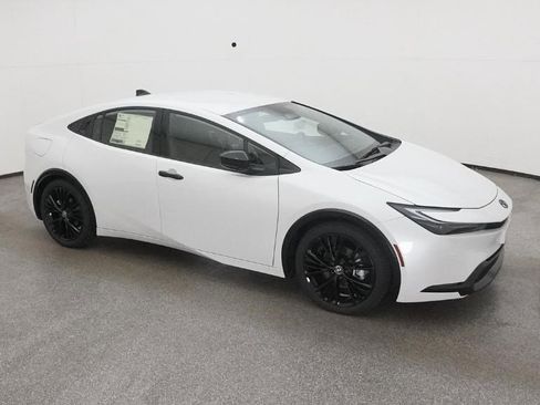 New 2026 Toyota Prius Plug-In Hybrid image 27