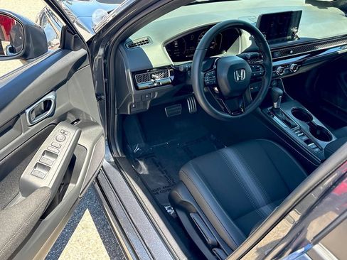 Used 2026 Honda Civic Sport image 8