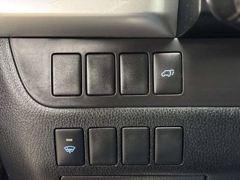 Used 2015 Toyota Highlander Plus AWD/4WD image 33
