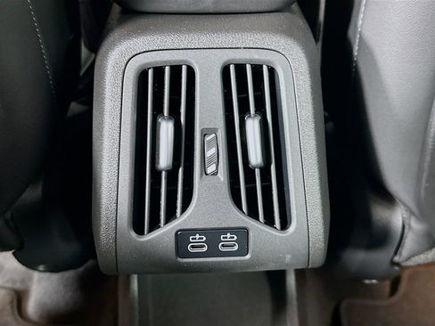 Used 2025 BMW X1 M35i image 18