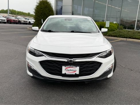 Used 2022 Chevrolet Malibu RS FWD image 2