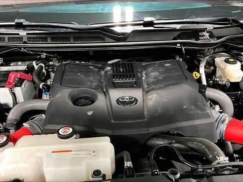 Used 2024 Toyota Tundra Limited image 41