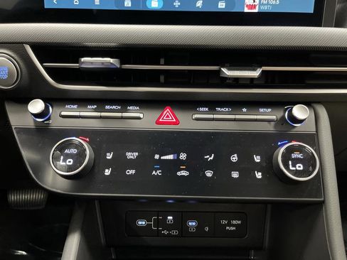 Used 2025 Hyundai Sonata Limited image 20